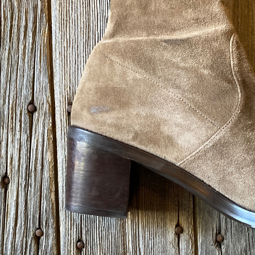 Stuart Weitzman Tieland Over-the-Knee Stretch Suede boots in taupe - Picture 6 of 8